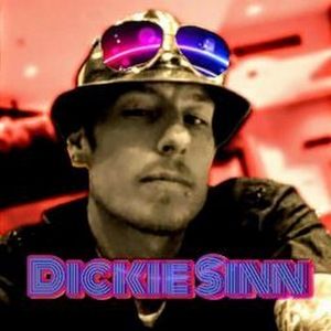 Meet your Posher, Dickie